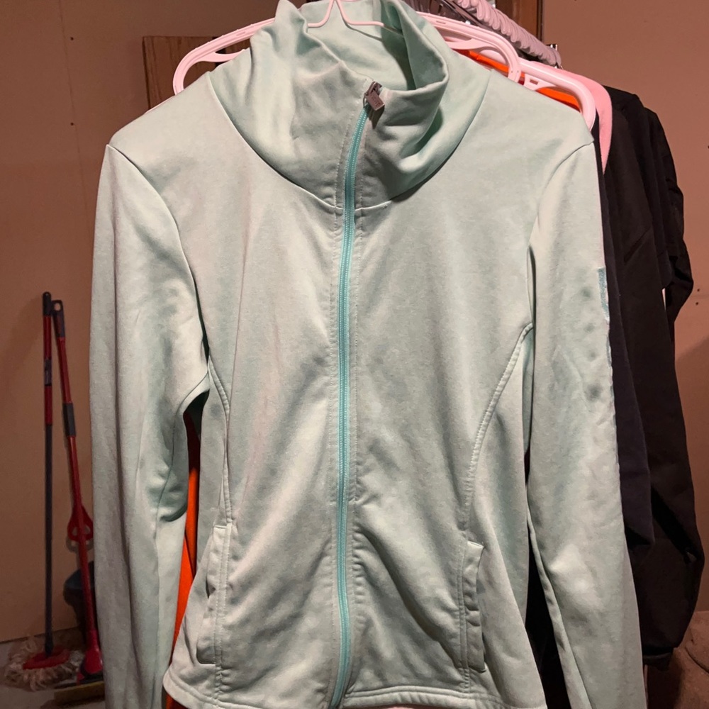 BENCH zipper sweater